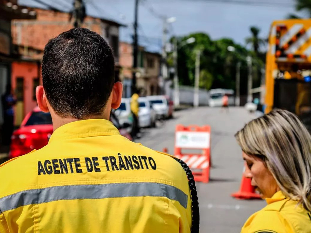 Atualização de Agentes de Trânsito