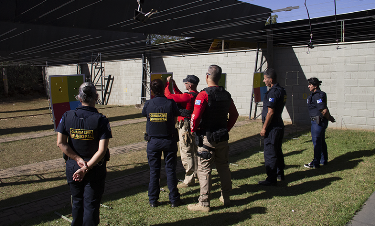 Formação e Habilitação para o porte de armas